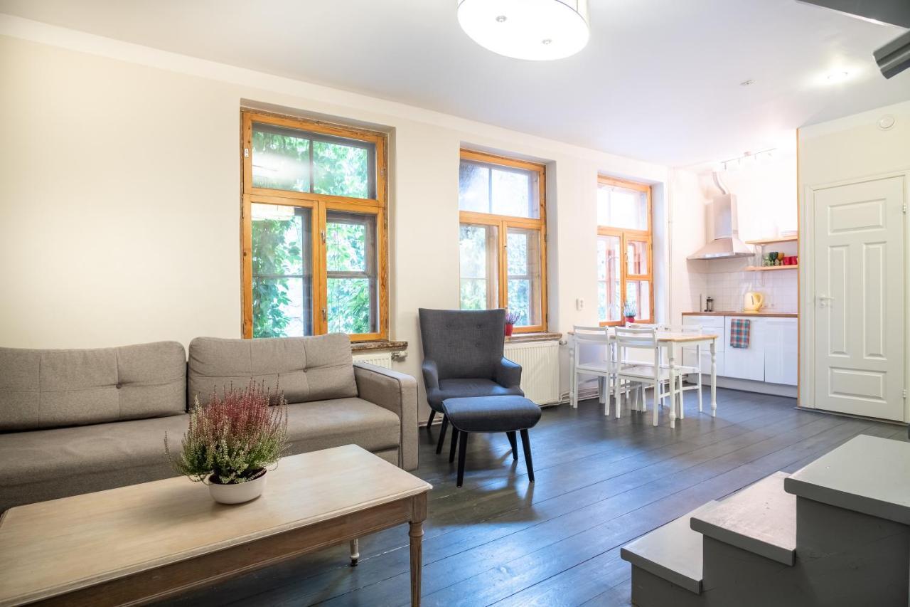 Dream Stay - Bright 2-Bedroom 2-Floor Old Town Apartment Reval Exterior foto