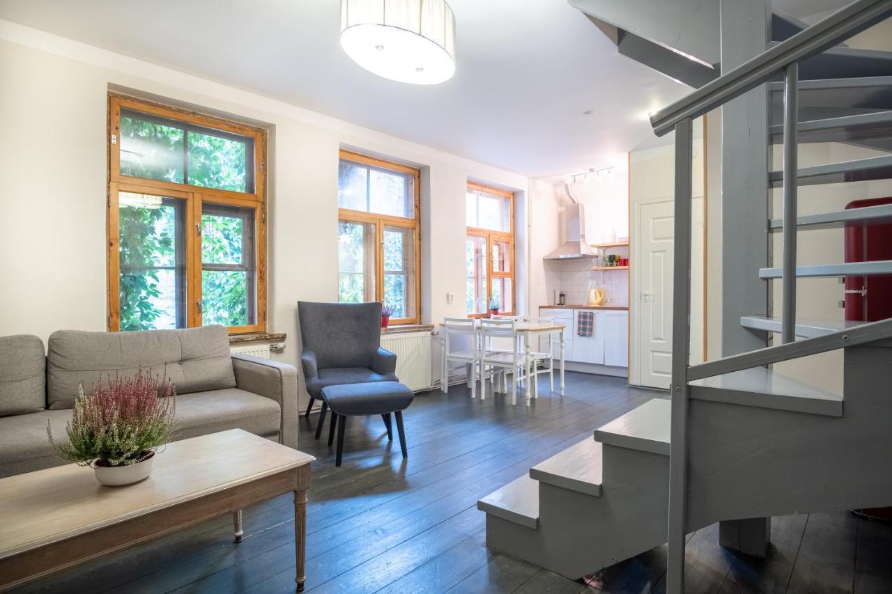 Dream Stay - Bright 2-Bedroom 2-Floor Old Town Apartment Reval Exterior foto