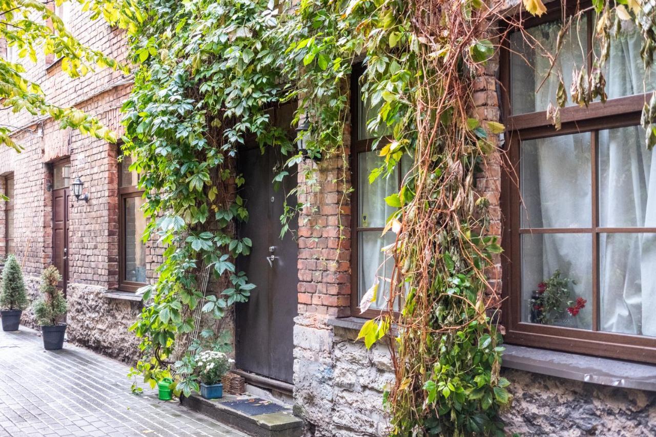 Dream Stay - Bright 2-Bedroom 2-Floor Old Town Apartment Reval Exterior foto